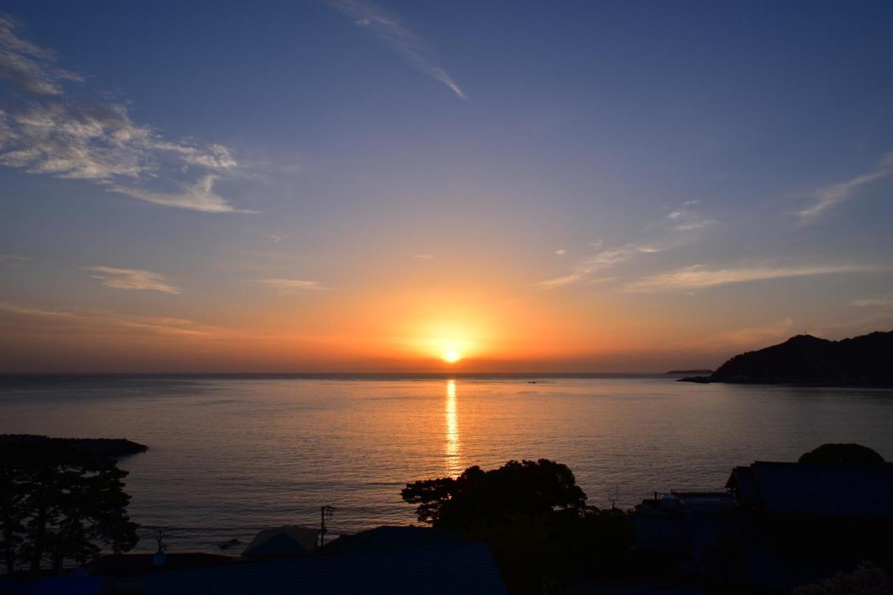 Auberge Fontaine Bleau Atami Atami  Ngoại thất bức ảnh